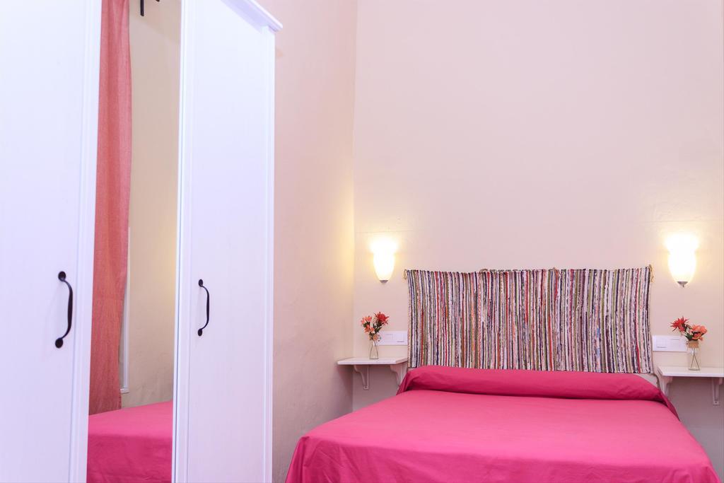 Pension Azahar Seville Exterior photo
