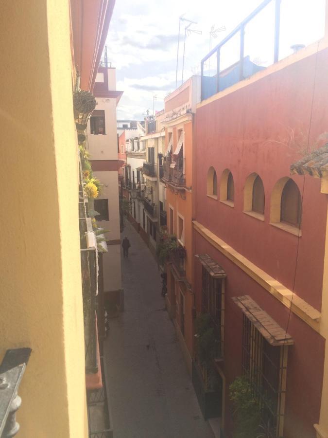 Pension Azahar Seville Exterior photo